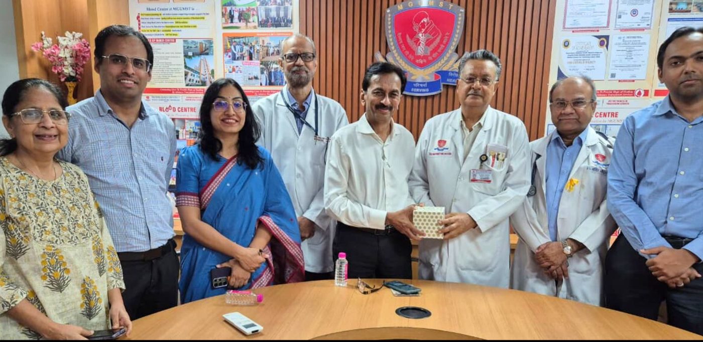 Dr. Anil Singhvi with the doctors of the Department of Oncology, MG Hospital, Jaipur